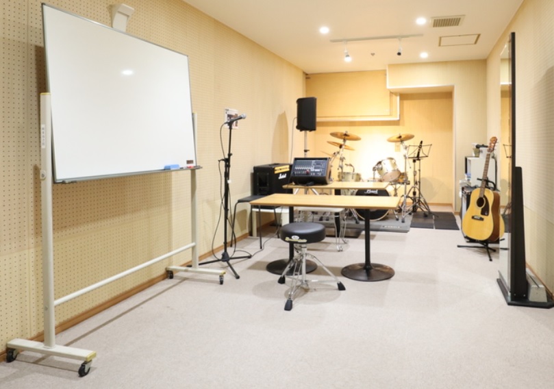 MO-Studio